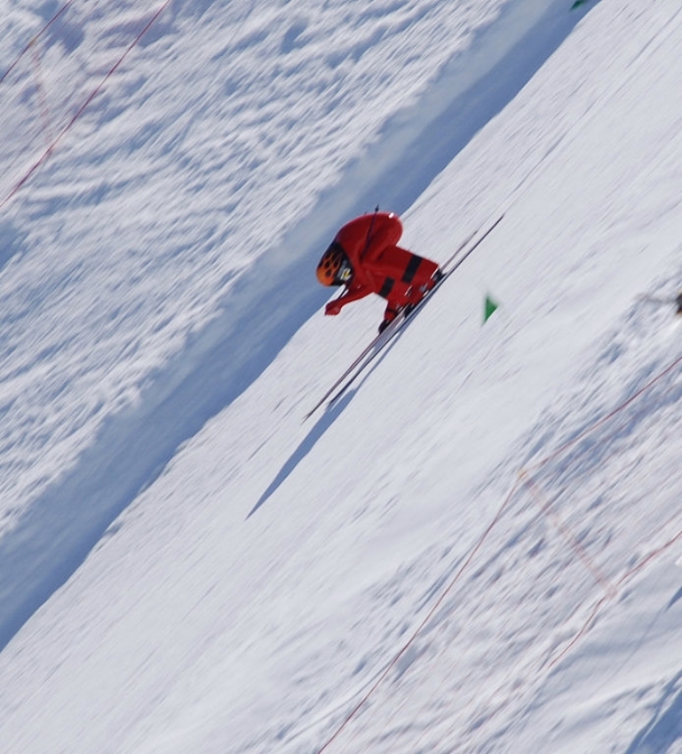 World's Fastest Ski Race Track Event Wows Crowds with Speeds